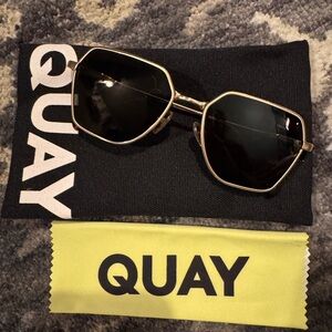 New Quay Australia Gold and Black Sunglasses
